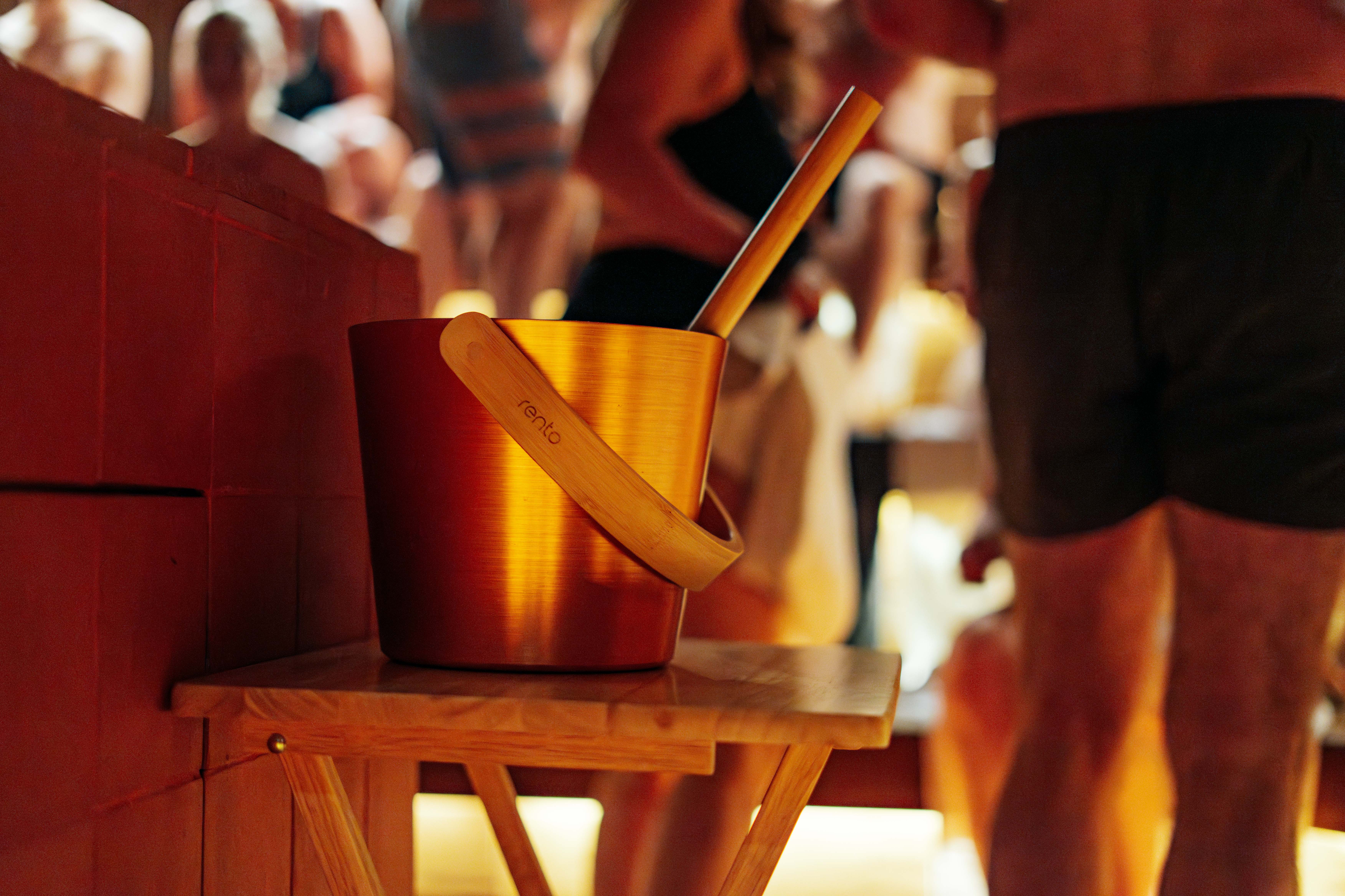 Aufguss sauna ritual