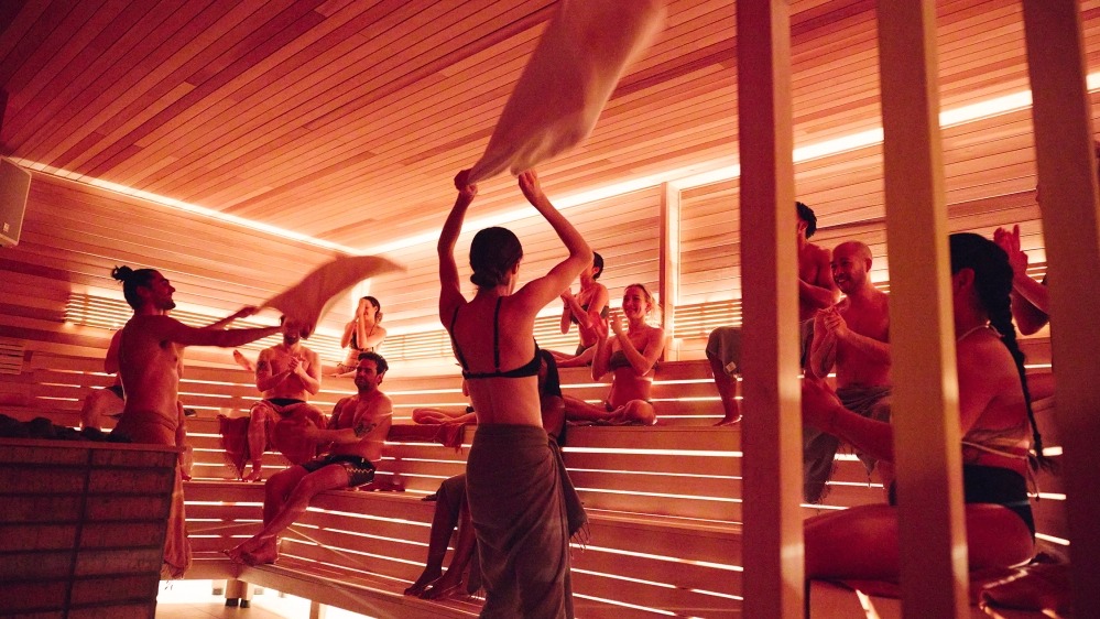 Aufguss sauna ritual